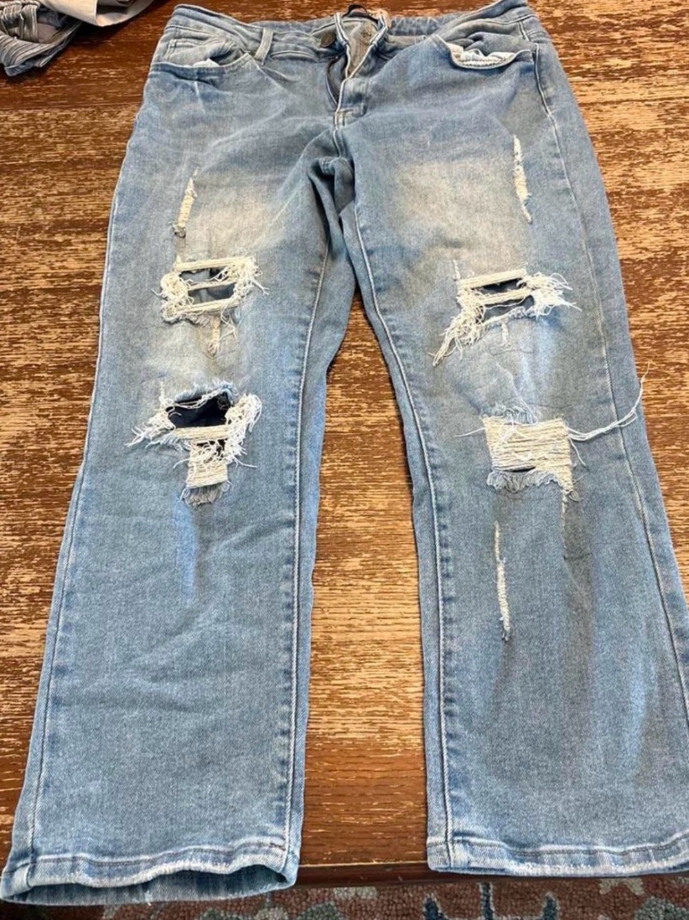Straight Leg Distressed Light Blue Women’s Jeans